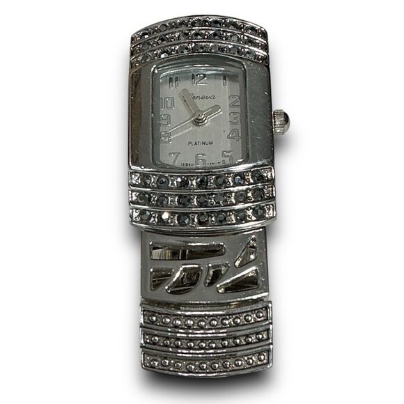 Geneva Y2K Vintage Platinum with Back & Crystal Rhinestones Tonneau Shaped Face main image 12